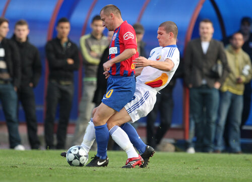 Dorinel a ţinut să joace deşi în 2008 era numai tehnician