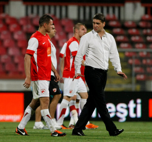 Dinamoviştii erau foarte afectaţi la finalul partidei