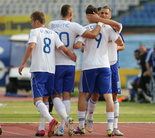 Suporterii olteni speră ca la Craiova să apară o nouă echipă care să se bată din nou cu Dinamo sau Steaua