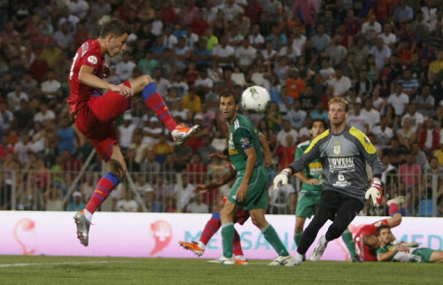 Mihai Costea a debutat cu gol la Steaua în meciul cu Mioveni