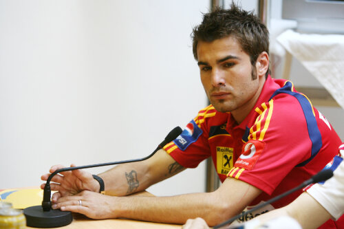 Adrian Mutu a fost anunţat de Piţurcă să nu mai calce pe la naţională în mandatul său