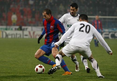 Steaua a cîştigat sezonul trecut meciul de acasă împotriva clujenilor cu 3-0, aceasta fiind ultima partidă a lui Bogdan Stancu în Liga 1