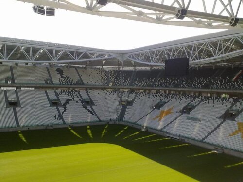 Juventus Arena are o capacitate de 41.000 de locuri