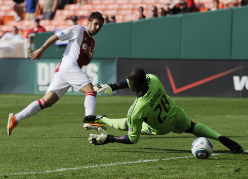 Sulejmani, cel mai bun om al Ajaxului in startul de sezon