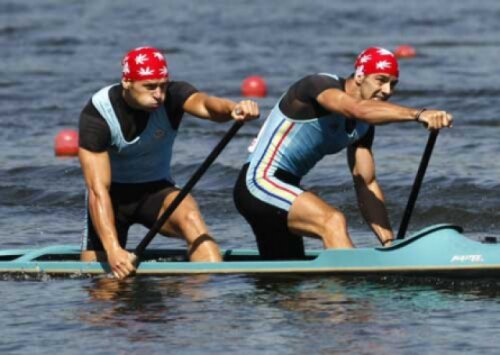 Alexandru Dumitrescu şi Victor Mihalachi sînt campioni mondiali în probele de canoe 500 de metri şi 1.000 de metri