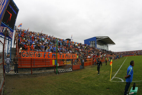 Din această seară, FCM Tg Mureş devine a 16 echipă, din cele 18 ale Ligii 1, care poate juca la lumina reflectoarelor pe teren propriu