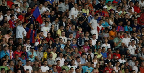Suporterii români răspund mult mai dur patronului de la ŢSKA decît a făcut-o Gigi Becali
