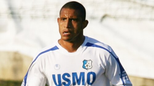 VIDEO Cardoso înscrie cu capul şi majorează avantajul în faţa CFR-ului