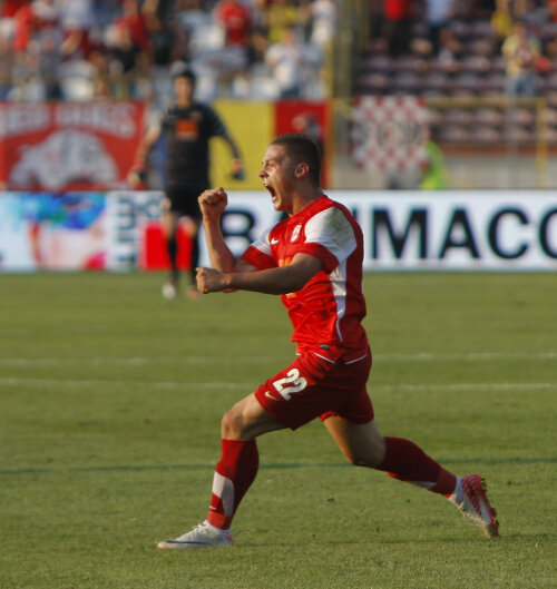 Torje a macat primul gol al dinamovistilor in returul de pe Stefan cel Mare