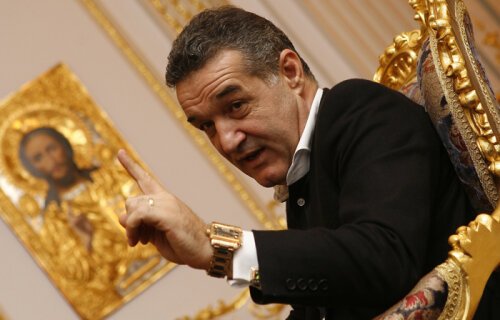 Becali a făcut spectacol în timpul extragerii