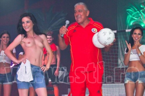 Rică Răducanu a făcut senzaţie într-un club din staţiunea Mamaia