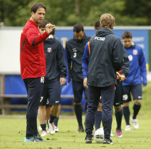 Ronny Levy s-a calificat cu Steaua în grupele Europa League