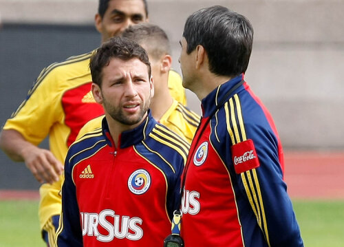 Răzvan Raţ a discutat mult cu Victor Piţurcă la antrenamentul de ieri