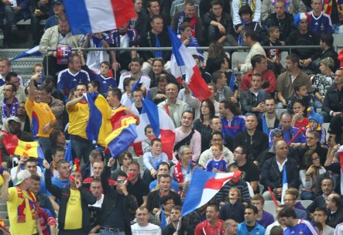 Suporterii francezi la meciul din tur din Franța și România (2-0)