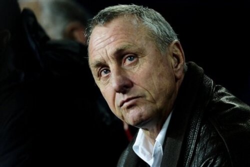 Johan Cruyff  dă de pămînt cu preşedintele Barçei, Rosell: 