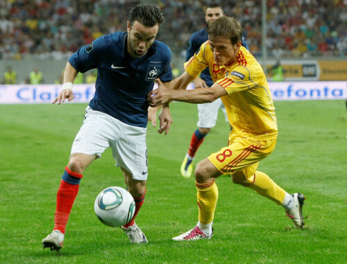 Costin Lazăr s-a accidentat şi a fost înlocuit în prima repriză