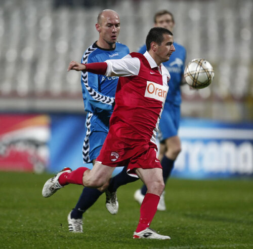 Zicu a jucat în 4 perioade la Dinamo: 2000-2002, 2003, 2004, 2005-2006, 2007-2010