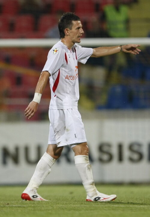 Adrian Sălăgeanu a provocat penalty-ul din minutul 84 şi a fost eliminat