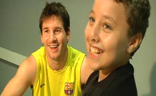Messi i-a dedicat primul gol din meciul FC Barcelona - Osasuna, scor 8-0, unui copil care şi-a pierdut ambele picioare