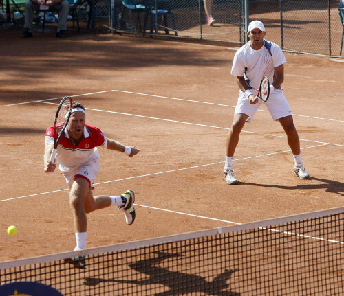 Perechea Robert Lindstedt/Horia Tecău (Sue/Rom), principala favorită, a fost învinsă, vineri, cu scorul de 3-6, 6-2, 10-5, de cuplul Jordan Kerr/Travis Parrott (Aus/SUA) foto: Raed Krishan