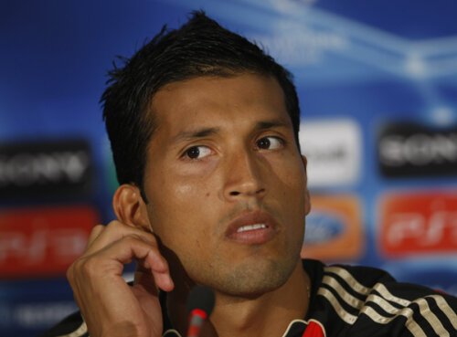 Ezequiel Garay, la conferinta de presa a Benficai