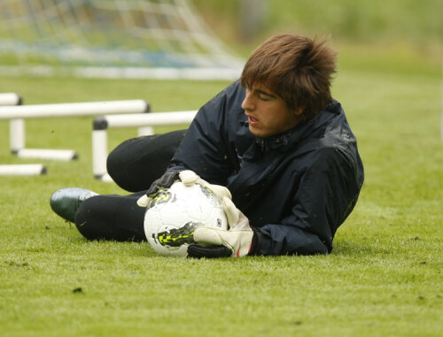 Valentin Cojocaru a împlinit azi 16 ani şi va fi rezerva lui Stanca pentru meciul cu Oţelul