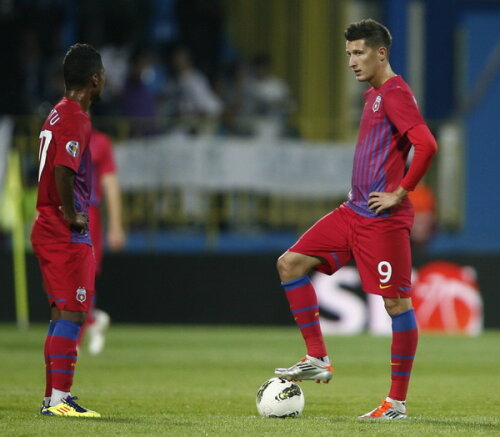 Tatu şi Costea sînt atacanţii cu care Ilie Stan e hotărît să înceapă meciul cu Oţelul