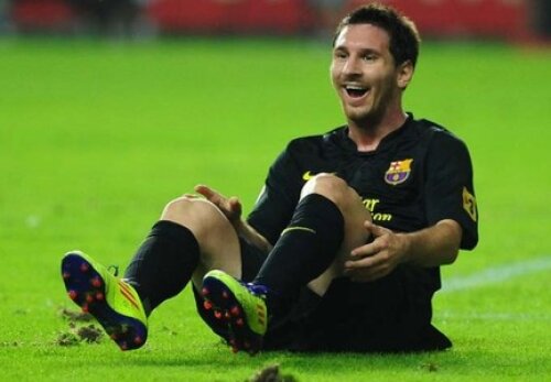 Lionel Messi a cerut penalty la o fază petrecută la scorul de 1-0 pentru Barcelona, dar arbitrul n-a fost de acord