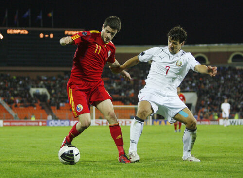 Imagine din partida tur, disputată la Minsk şi încheiată cu scorul de 0-0