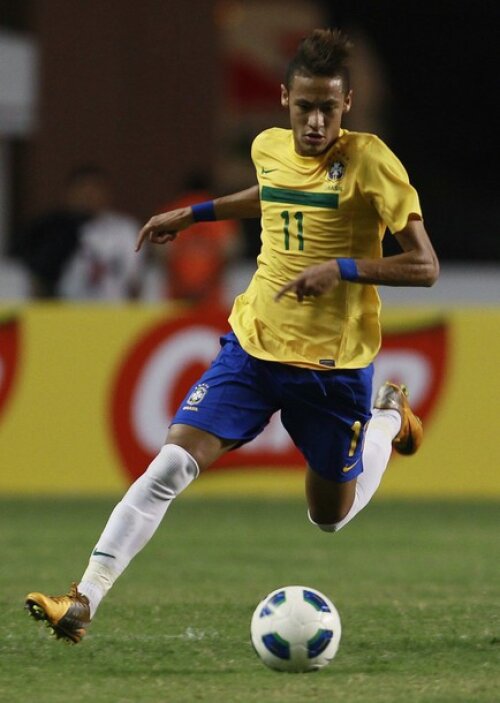 Neymar a comis-o din nou şi şi-a bătut joc de adversar. Eşti de acord cu aşa ceva?