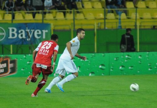 Constantin a fost integralist cu Dinamo şi a primit 6 în Gazetă