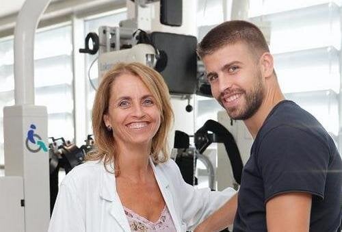 Gerard Pique i-a luat un interviu mamei sale (sursa foto: saludymedicina.org)