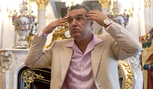 Gigi Becali e convins că Traian Băsescu îl va convinge pe ministrul Gabriel Oprea că ajungă la o înţelegere pentru revenirea Stelei în Ghencea