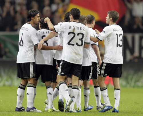 Germania s-a calificat la EURO 2012 de pe primul loc în grupa A, cu maximum de puncte