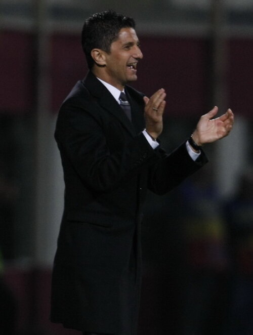 Răzvan Lucescu e fericit că elevii săi au jucat mult mai bine în repriza secundă şi Rapidul a învins la scor pe CS Mioveni, 4-0