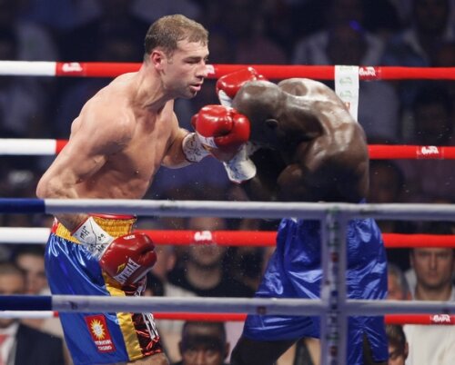 Lucian Bute și-a apărat cu succes de 8 ori centura mondială la categoria IBF