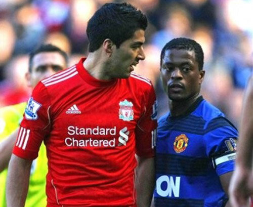 Evra şi Suarez au fost adversari direcţi în Manchester Utd - Liverpool