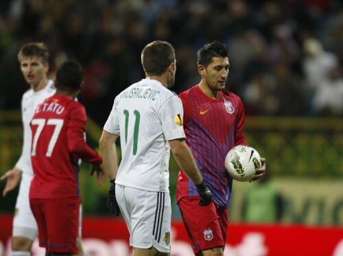 Penalty-ul ratat de Costea a fost al 3-lea irosit de Steaua în acest campionat, după cele ale lui Tănase (cu Mioveni) şi Brandan (cu Tg. Mureş). FOTO Alex Nicodim