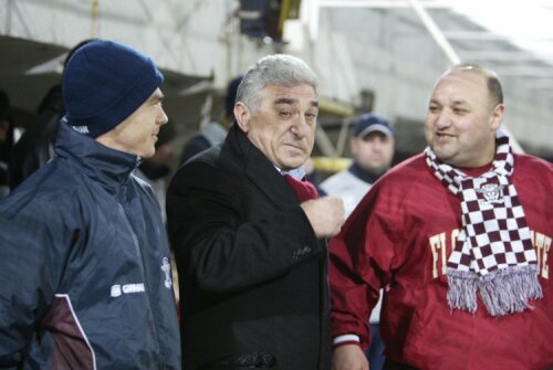 Ioan Becali a fost preşedinte la Rapid în 2003