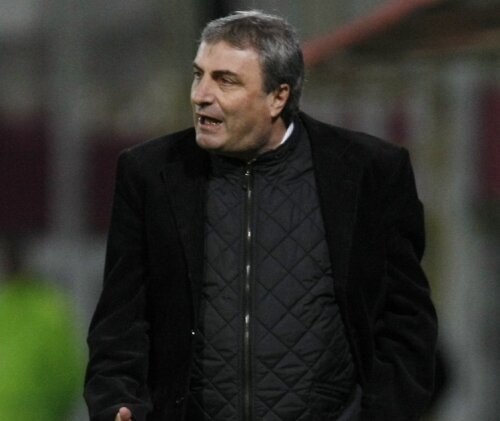 Mihai Stoichiţă vrea în pauza de iarnă 3-4 jucători de valoare