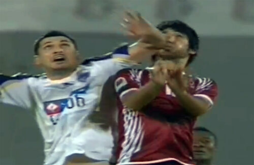 Momentul în care Rădoi îşi loveşte adversarul