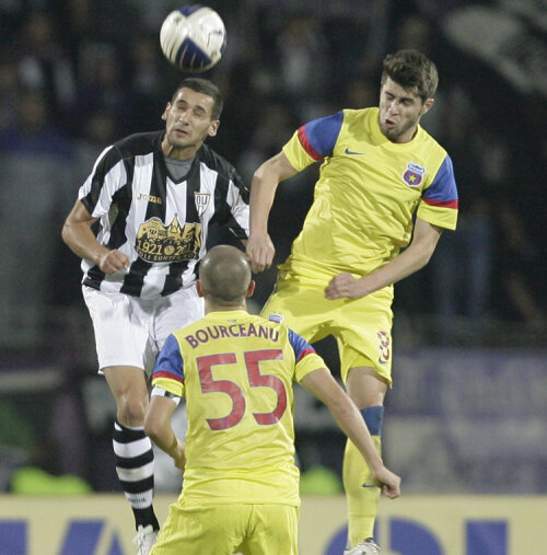 Duel între Curtean şi Răduţ, sub privirile lui Bourceanu