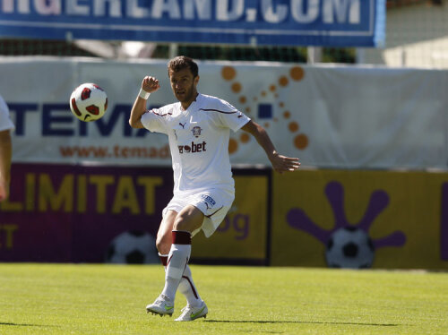 Burcă a venit gratis în Grant, după retrogradarea Timişoarei