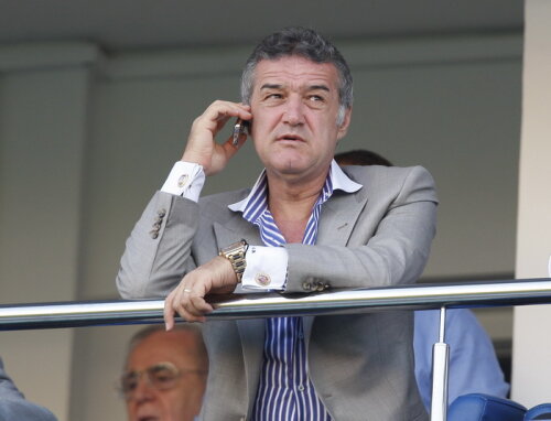 Gigi Becali speră ca Olăroiu şi Rădoi să revină la Steaua peste 2 ani