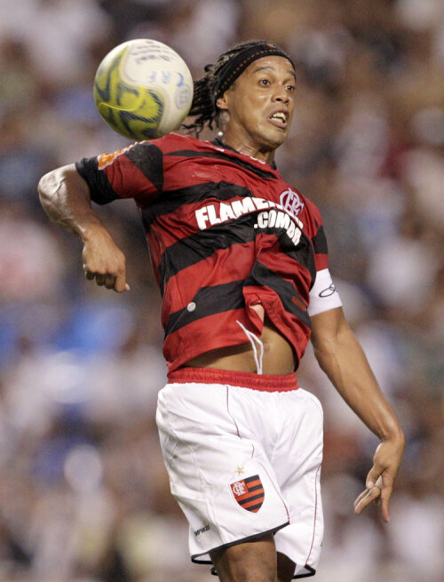 Ronaldinho joacă acum pentru Flamengo Foto: Reuters