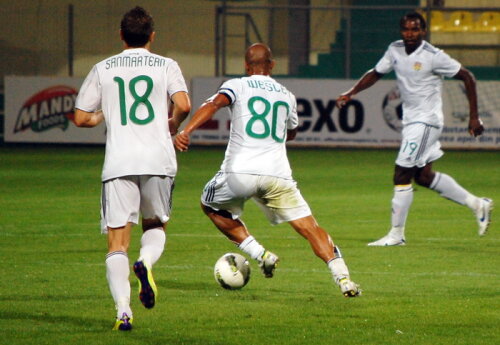 Rapid va face în iarnă ofertă pentru Sînmărtean şi Wesley