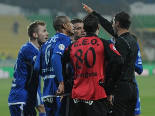 Penalty-ul acordat Vasluiului i-a scos din sărite pe jucătorii gorjeni