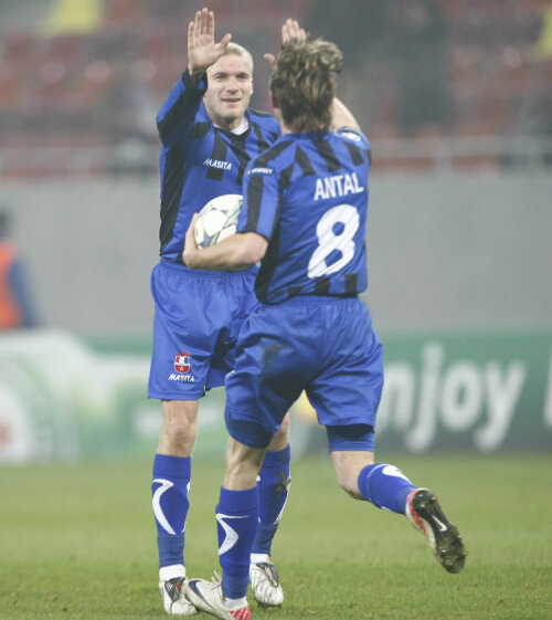 Giurgiu şi Antal au marcat golurile Oţelului