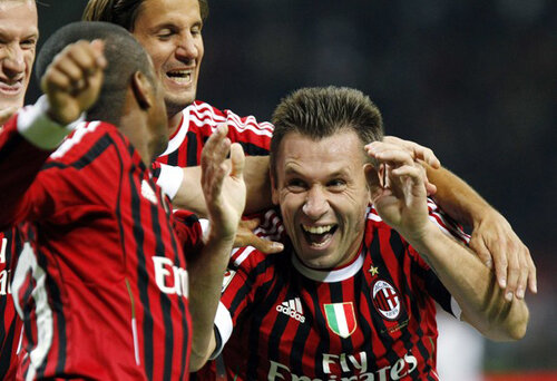 Cassano zîmbeşte din nou: a început recuperarea şi în curînd va fi din nou pe teren