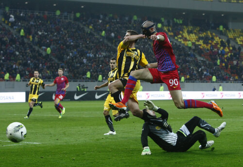 Suporterii Stelei au îngheţat, însă s-au bucurat la final de o nouă victorie a Stelei